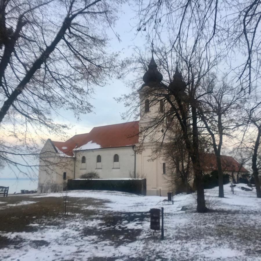 Kekmadaras Vendeghaz Tihany Buitenkant foto